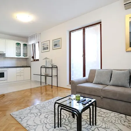 Luxury Apartment Ela-2