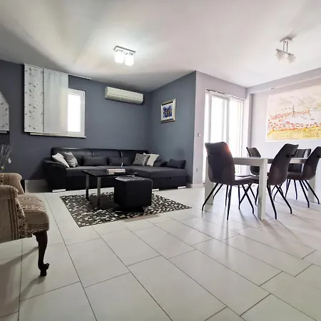 Veduta Luxury Apartments-2