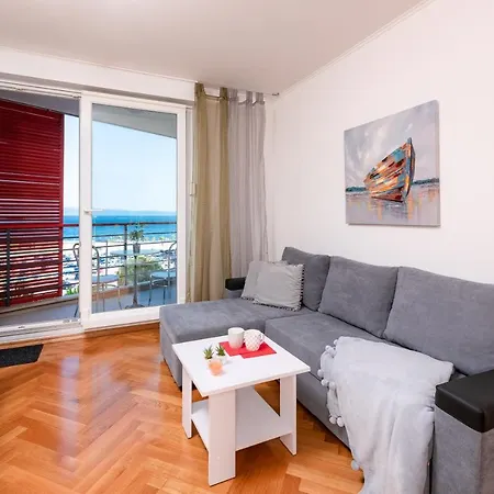 Beachfront Apartment Zeljko-3