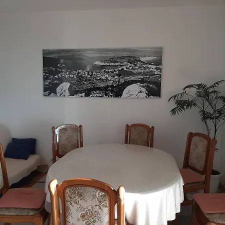 Apartments Villa Ravlic-2
