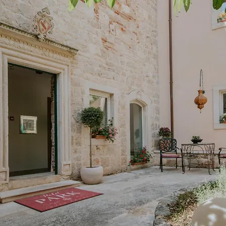 Heritage Hotel Park Hvar-3