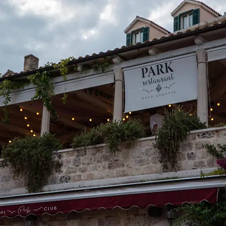 Heritage Hotel Park Hvar-2