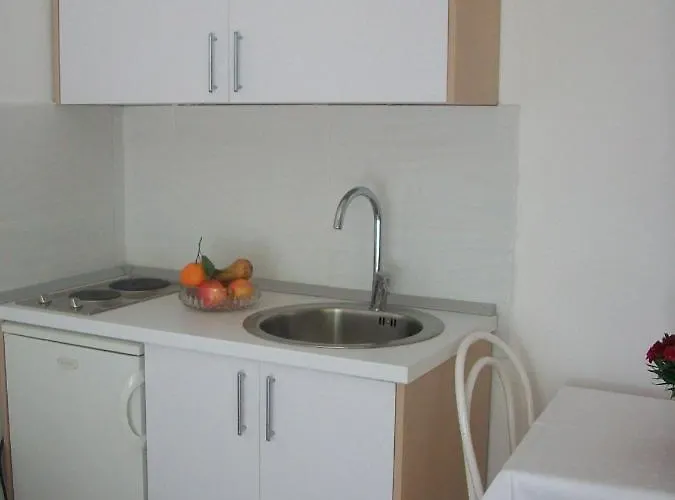 Apartment Niki Makarska
