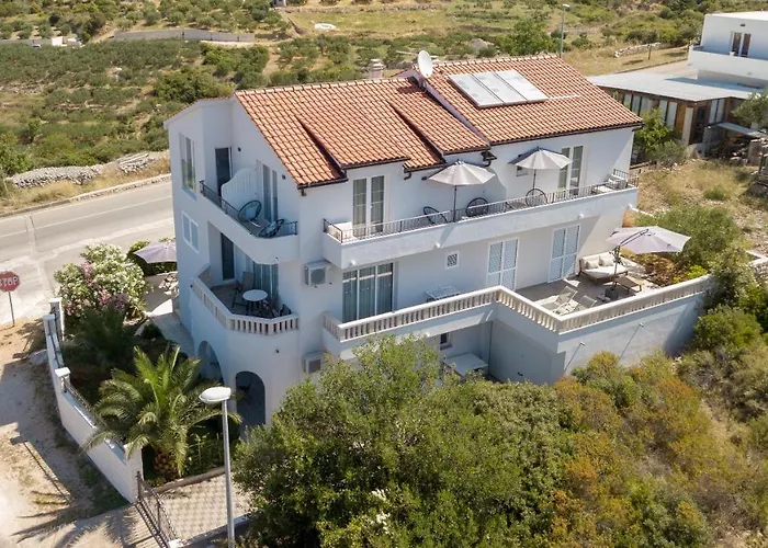 Hvar Island hotels near Stipanska Beach