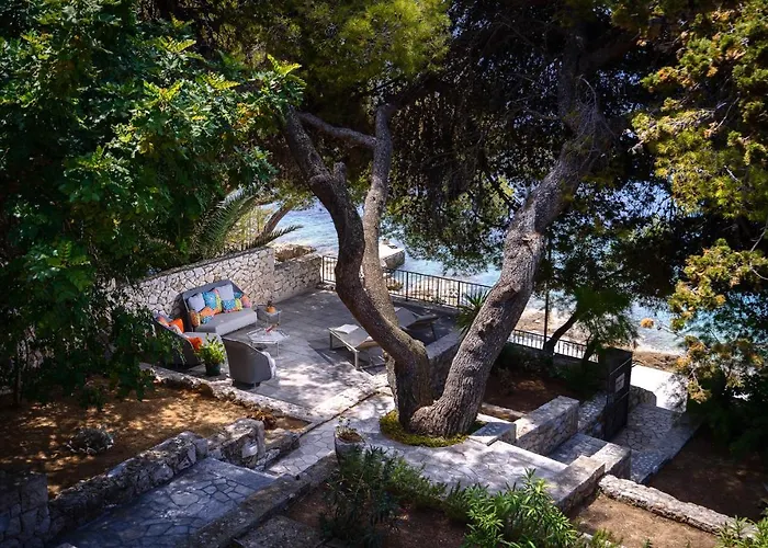 Pine Beach Villa Hvar Town