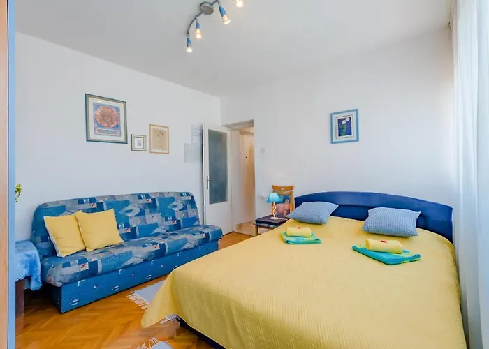 Studio Apartment Ecija Split