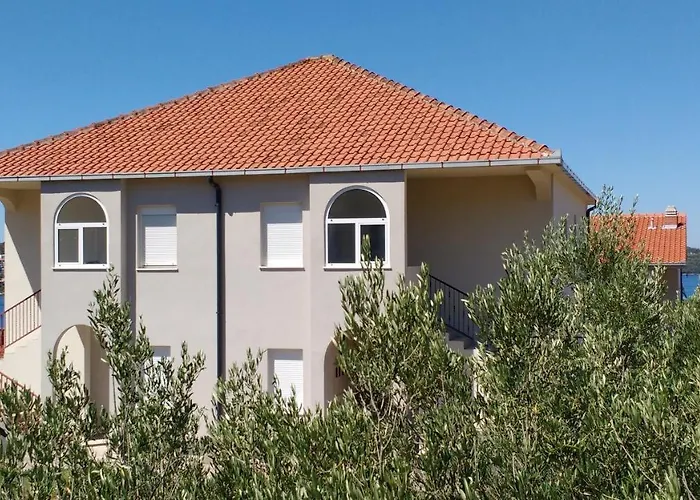 Lu-Do Apartments Trogir