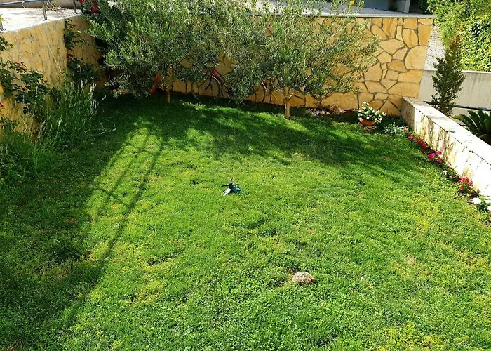 Vila Damir Gradac 