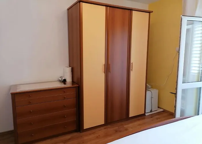 Guest House Lucija Makarska