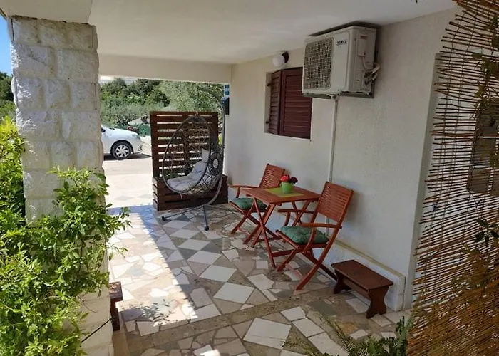 Apartments Tomas Trogir