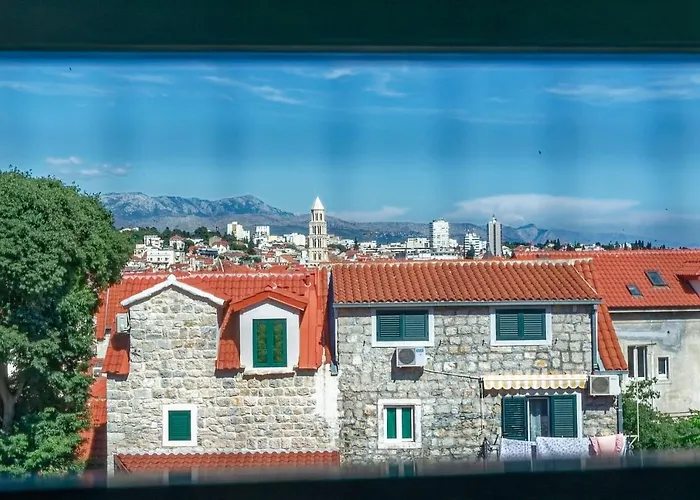 Villa House Rose In Center à Split