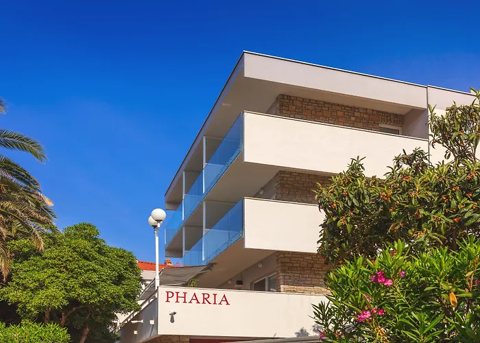 Pharia Hotel And Apartments - By The Beach Hvar Town