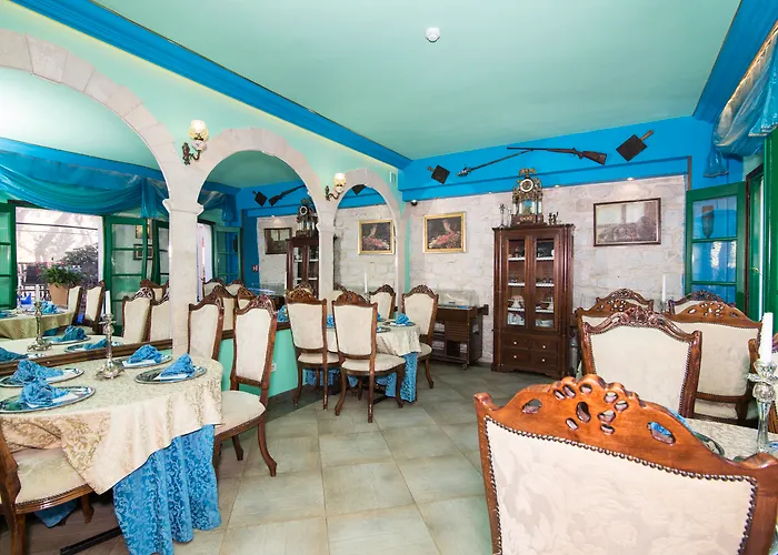 Trogir Hotels With Jacuzzi in Room