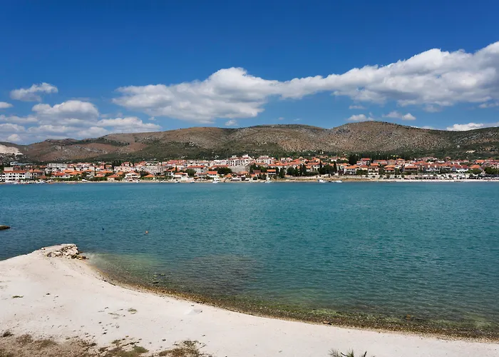 Trogir Cheap Pet friendly Hotels