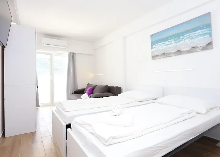 Quadruple Room Kastel Stafilic 17710c Kaštela
