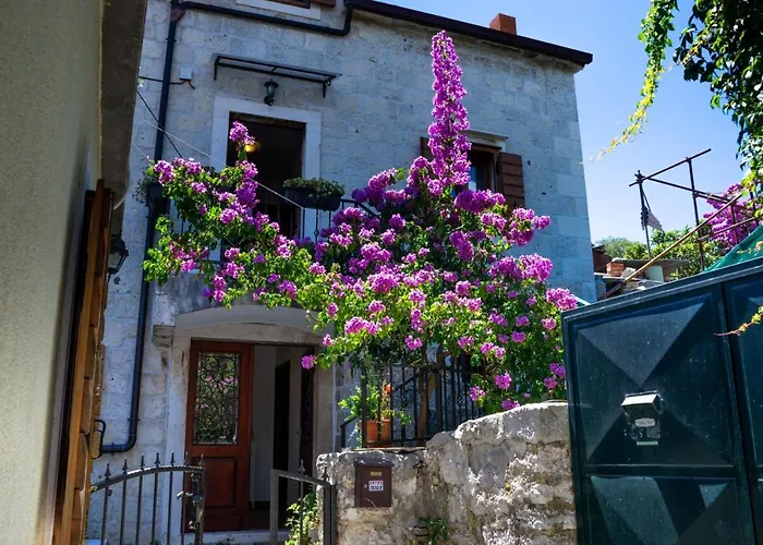 Apartments And Rooms Marino Trogir