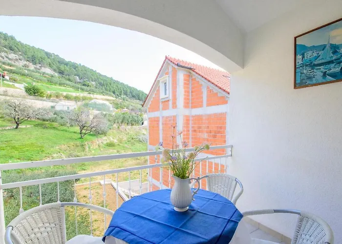 Apartments Mija Bol