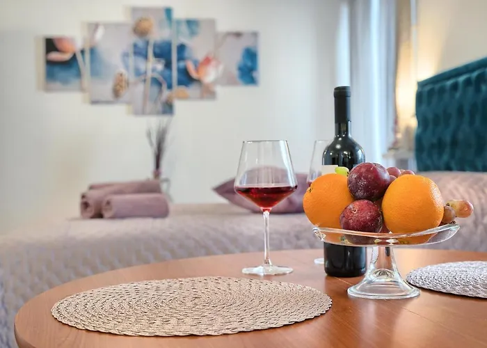 Charming Studio Apartment In The Center Of Hvar admite animales
