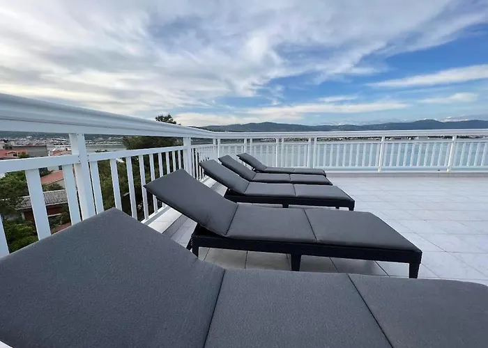 Lilac Apartments Trogir