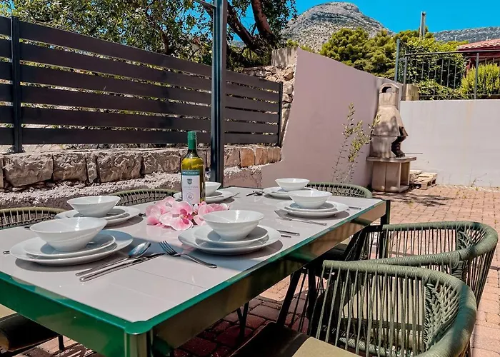 Boutique Pinia Apartments Bol