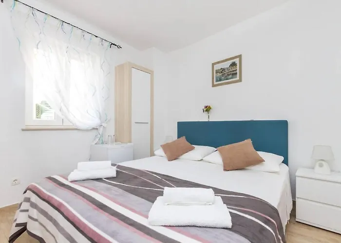 Peruzovic Rooms 2 Split