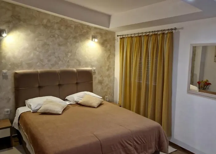The Garden Rooms & Suites Split