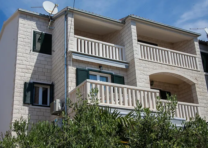 Pet friendly Sirius Apartments - Free Private Parking Bol