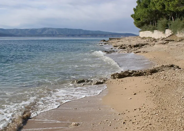 Apartments With Parking Space Bol, Brac - 14124