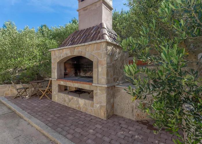 Apartment Zastupac 8761D Hvar Town