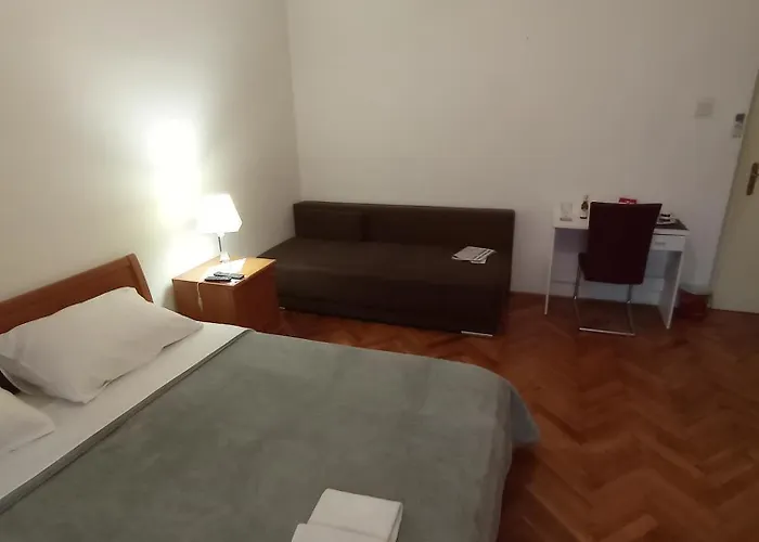 Damjan Rooms Split