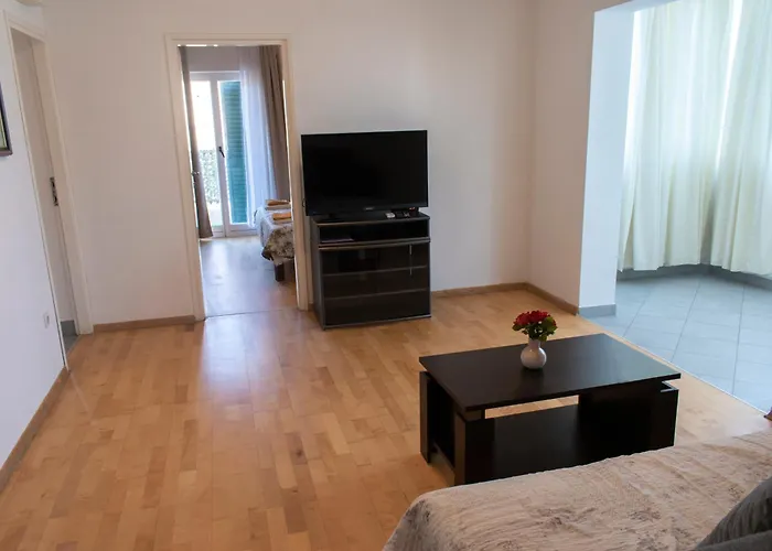 Haustierfreundliches Maslina Apartments Stari Grad 