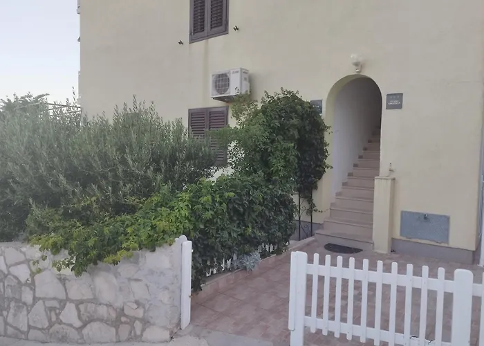 Pet friendly Apartments Tonka Bol