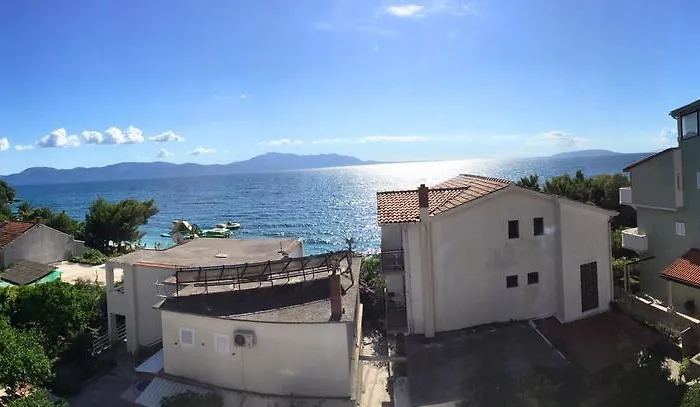 Pension Vice Gradac 