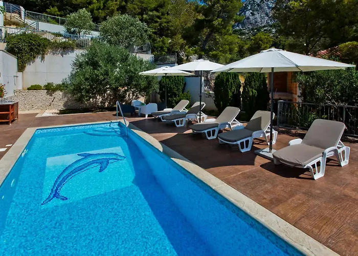 Boutique Luxurious Apartments Maslina With Beach Milna 