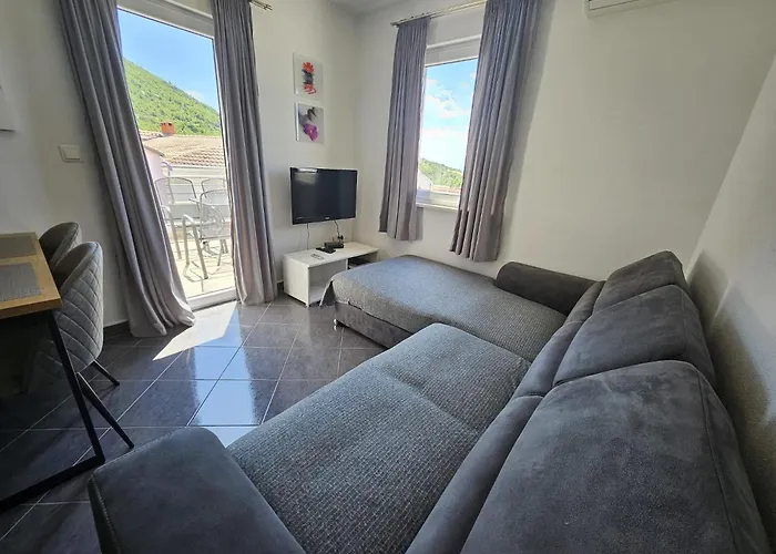 Apartments Andrijanic Baška Voda