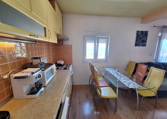 Apartman Mari Traù