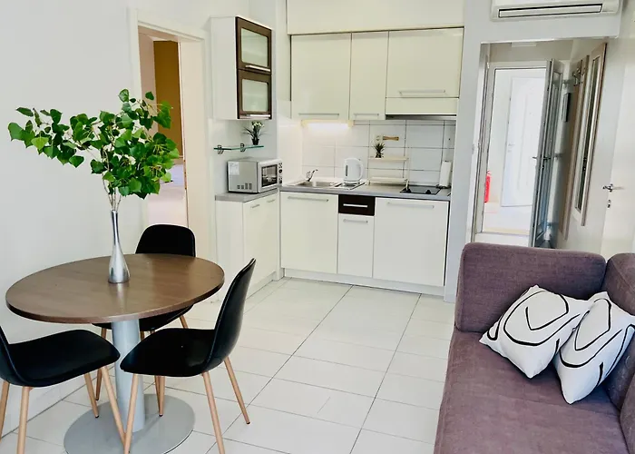 Apartments Lavica Beach Dumicic Podstrana