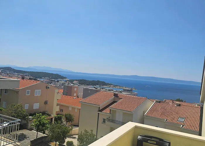 Apartments Adriatika Makarska