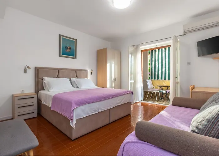 Rooms Ivka Makarska