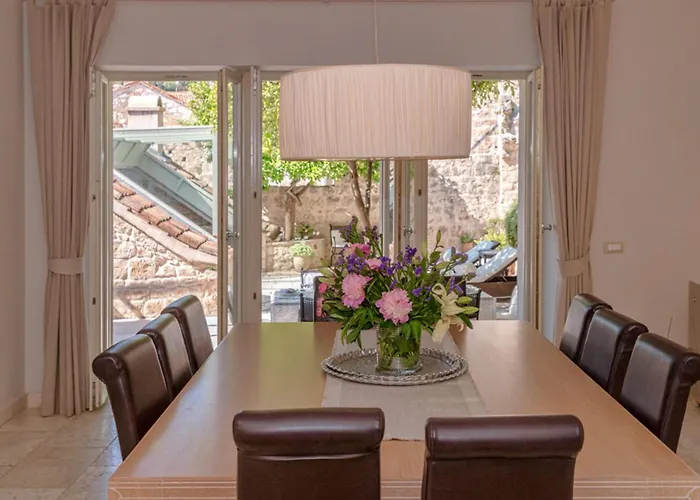 Villa Hvar Royale - 5 Bedroom Central Villa - Indoor Pool - Stunning! Hvar Town