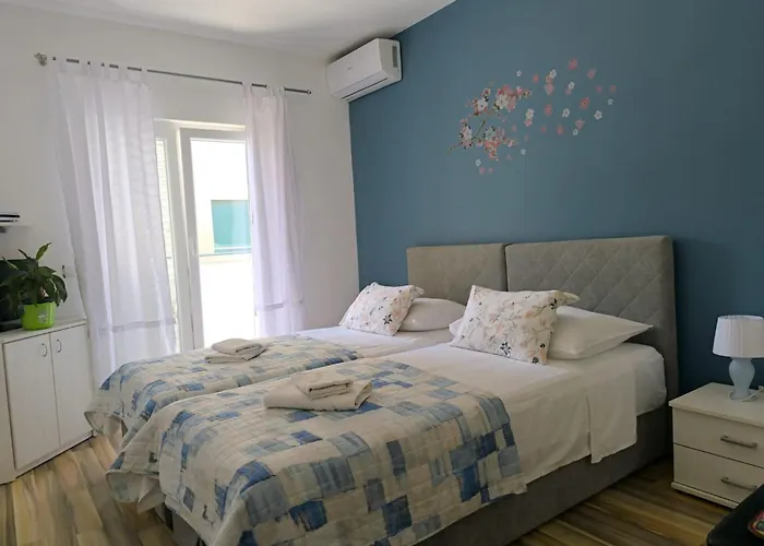 Haustierfreundliches Apartments Desa Petric Hvar Town