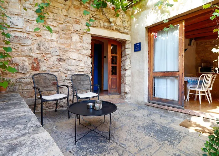 George'S Rooms Stari Grad 