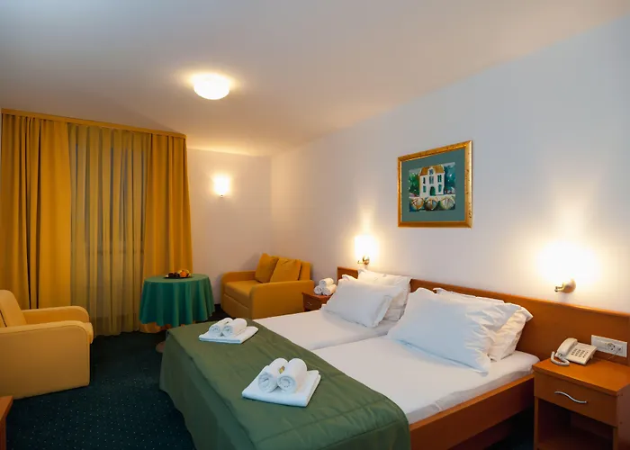 Hotel Rotondo Donji Seget