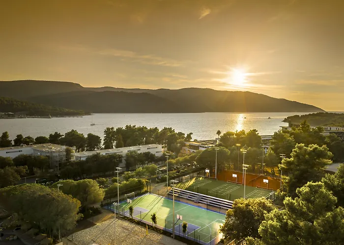 Makarska hotels near Biokovo Mountain