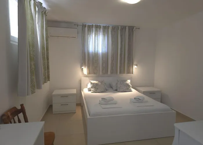 Guesthouse Kod Irene Gradac 