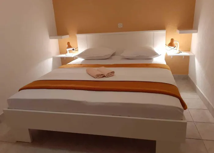 Apartments Duki Gradac 