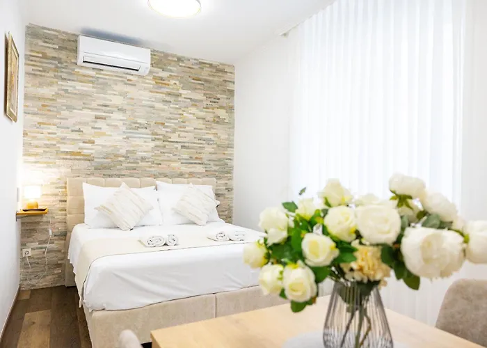 Pet friendly Split Varos Inn