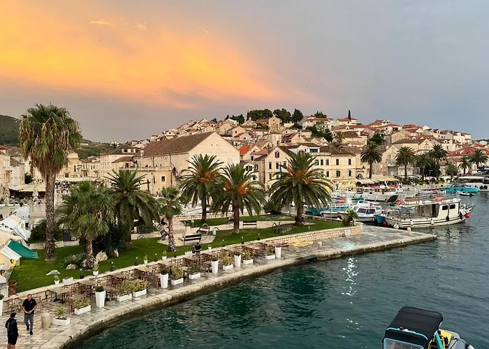 Riva Lavanda Hvar, Old Town Hvar Town