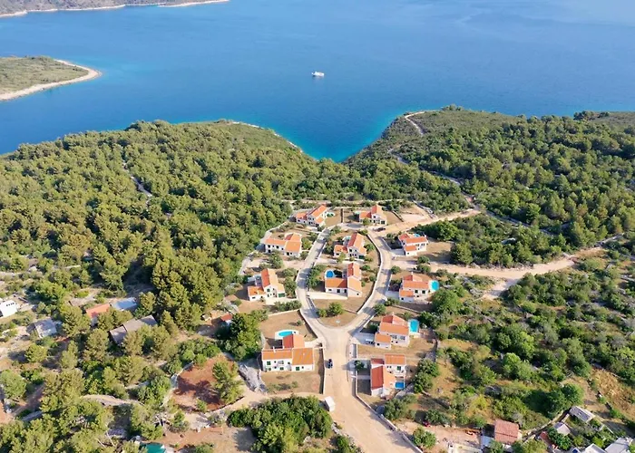 Hvaretta Villas With Private Pools Stari Grad 