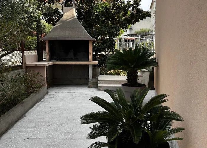 Apartments Kapetanovi Dvori Trogir acceptant les animaux